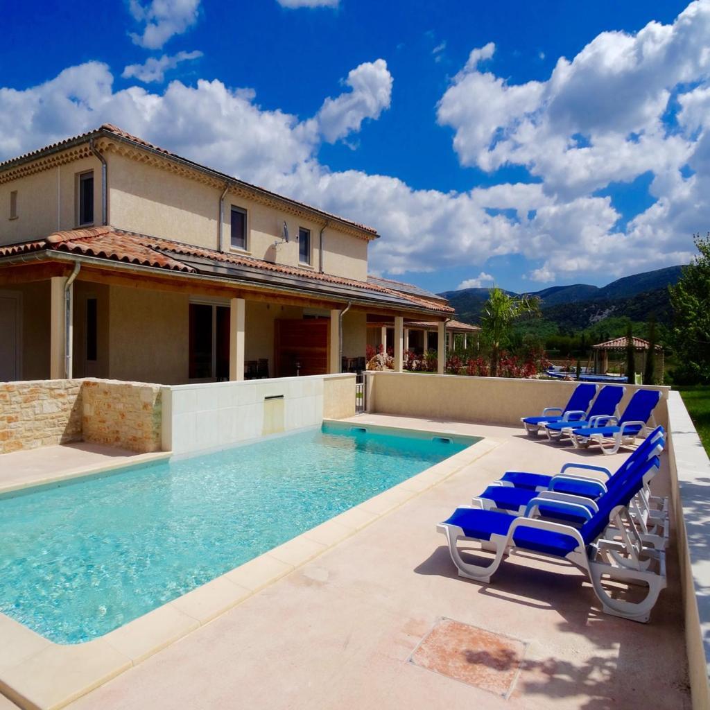 Villa Vallon Pont D'Arc Vallon-Pont-dʼArc Exterior foto
